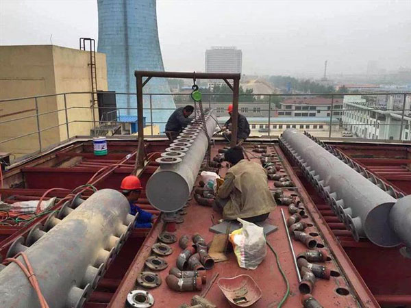 天氣炎熱,請石聯(lián)熱電鍋爐煙氣治理項(xiàng)目部的同志們注意防暑降溫! 天氣炎熱,請石聯(lián)熱電鍋爐煙氣治理項(xiàng)目部的同志們注意防暑降溫!