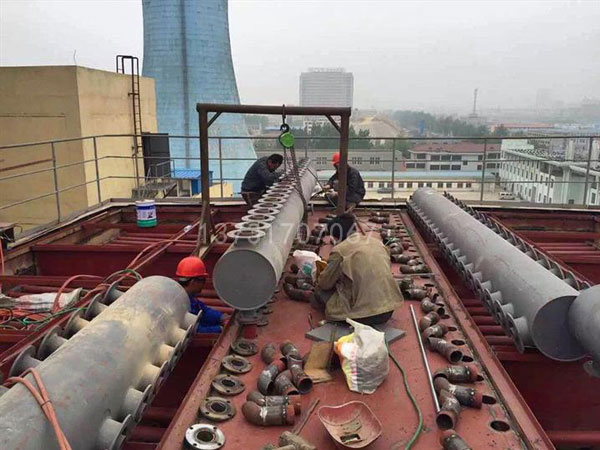 脈沖布袋除塵器內(nèi)部結構特點 脈沖布袋除塵器內(nèi)部結構特點