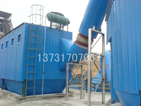 徐州建材廠(chǎng)破碎機(jī)PPC96-6氣箱脈沖除塵器安裝完畢 徐州建材廠(chǎng)破碎機(jī)PPC96-6氣箱脈沖除塵器安裝完畢